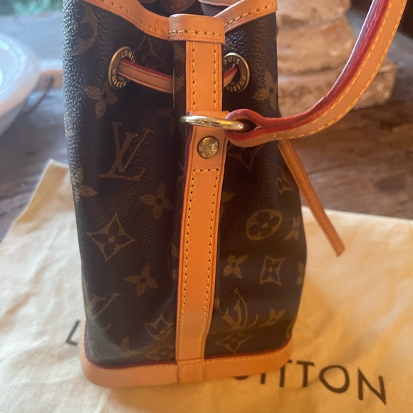 Louis Vuitton Mini Noe Bag - Picture 3 of 9